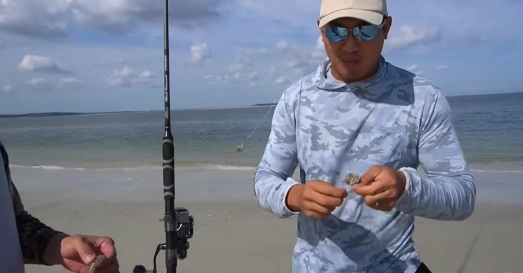 How to Tie Bait on a Fishing Line